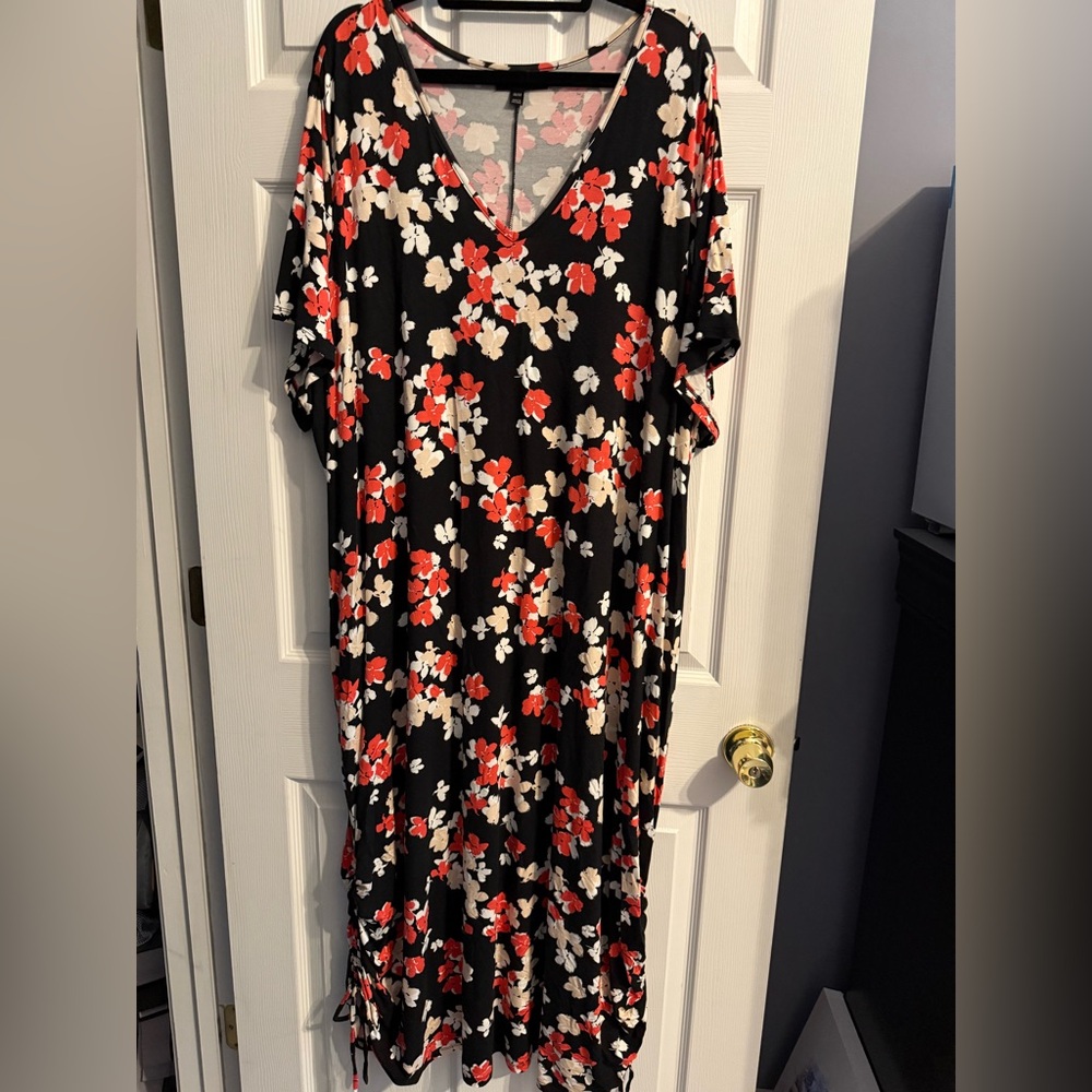 Lane Bryant Short-Sleeve Ruched Side Midi Dress Plus Size 30/32 - Picture 2 of 10